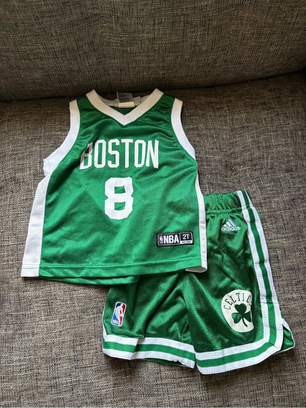 Adidas Kids NBA Boston Celtics Green Basketball Jersey & Shorts Set 8 Jeff Green